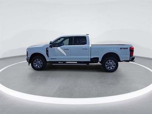 New 2026 Ford F250 Lariat w/ Chrome Package image 6