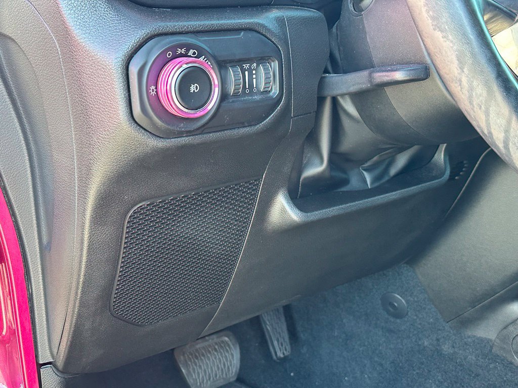 Used 2022 Jeep Wrangler Unlimited Sahara AWD/4WD image 25