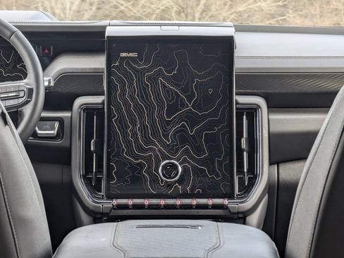 Used 2025 GMC Yukon AT4 w/ AT4 Premium Package image 36