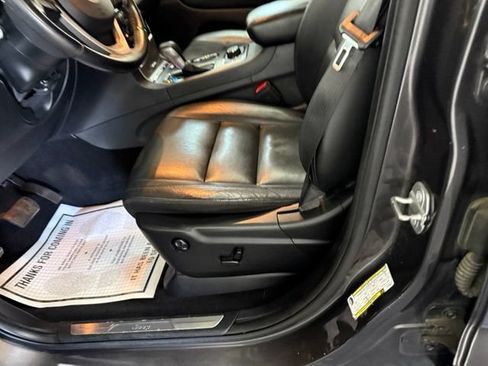 Used 2020 Jeep Grand Cherokee Limited AWD/4WD image 18