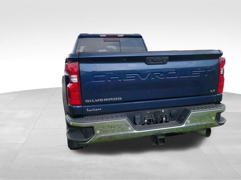 Used 2022 Chevrolet Silverado 2500 LT w/ All Star Edition AWD/4WD image 9
