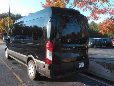Used 2024 Ford Transit 350 XLT RWD image 3