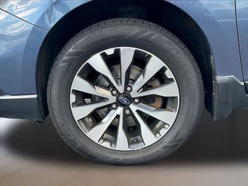 Used 2016 Subaru Outback 2.5i Limited AWD/4WD image 34