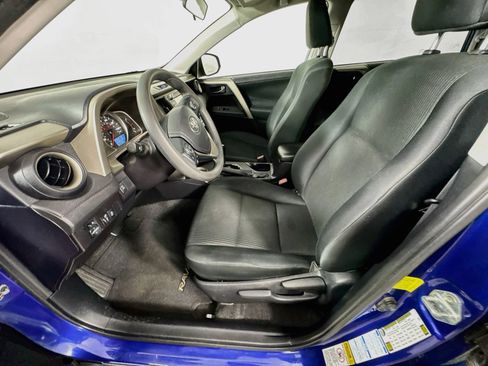 Used 2015 Toyota RAV4 LE AWD/4WD image 17