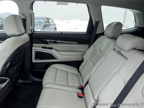 Used 2020 Kia Telluride EX image 13