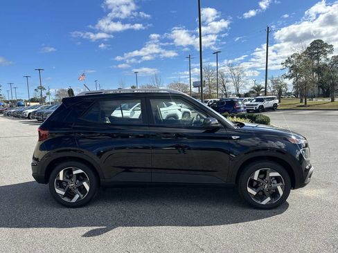 New 2026 Hyundai Venue SEL image 9