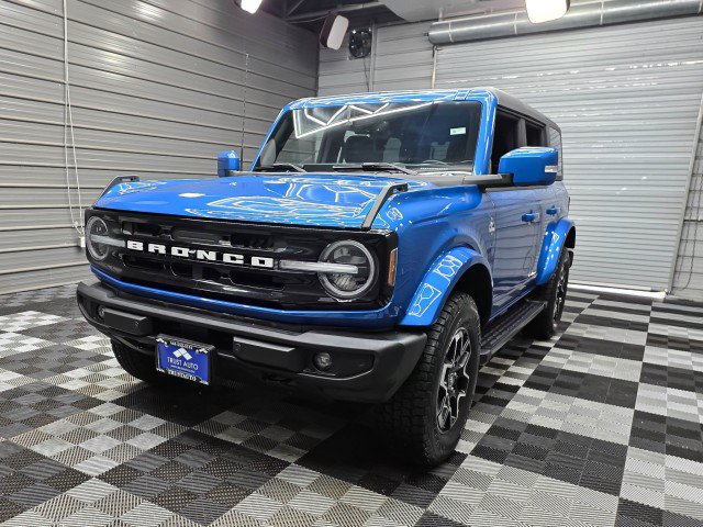 Used 2022 Ford Bronco Outer Banks AWD/4WD image 40