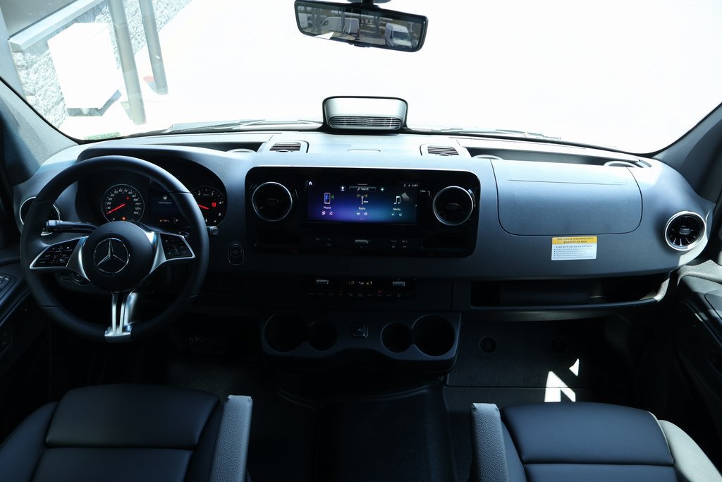 New 2026 Mercedes-Benz Sprinter 2500 image 4