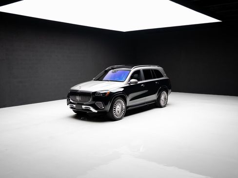 Used 2024 Mercedes-Benz Maybach GLS 600 Maybach GLS 600 image 96