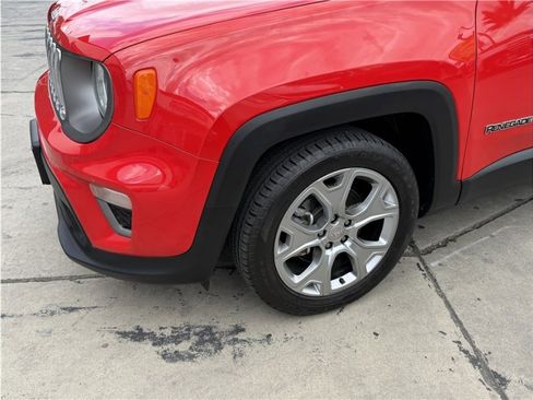 Used 2020 Jeep Renegade Limited w/ UConnect 8.4 Nav Group FWD image 11