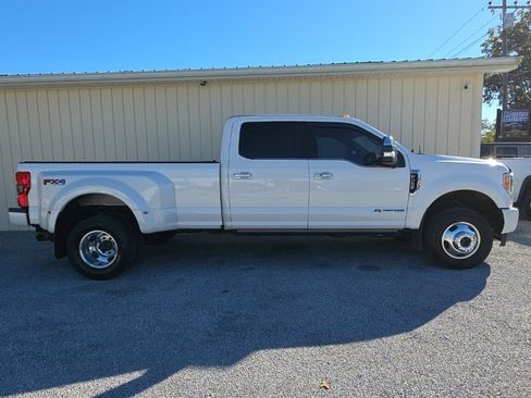 Used 2017 Ford F350 Platinum w/ Platinum Ultimate Package image 7