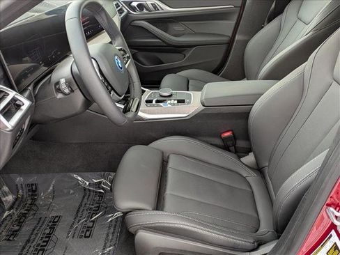 Certified 2025 BMW i4 xDrive40i image 17