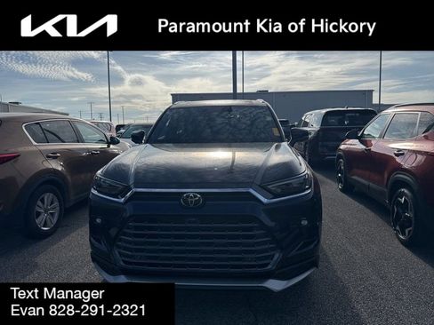Used 2025 Toyota Grand Highlander AWD Hybrid image 2