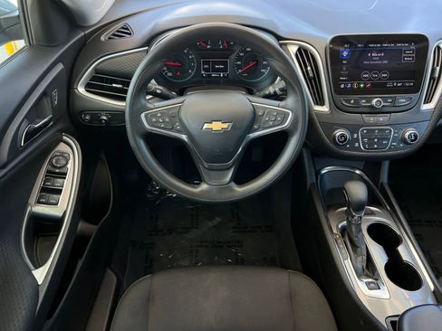 Used 2023 Chevrolet Malibu LT FWD image 15