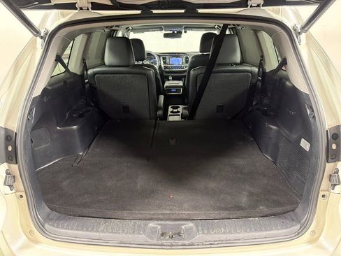 Used 2016 Toyota Highlander Limited w/ Driver Technology Package AWD/4WD image 20