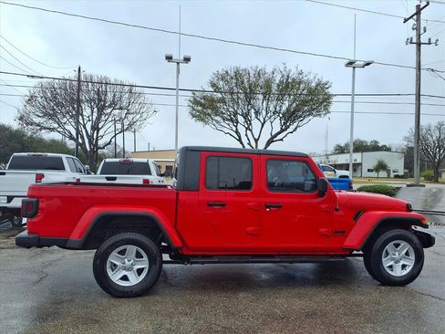 Used 2021 Jeep Gladiator Sport image 21