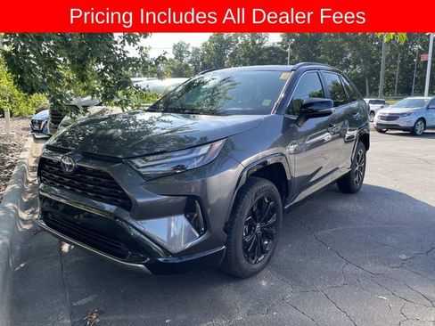 Used 2023 Toyota RAV4 XSE AWD/4WD image 1
