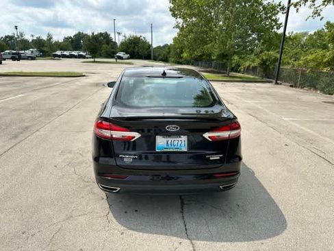 Used 2020 Ford Fusion Titanium FWD image 16
