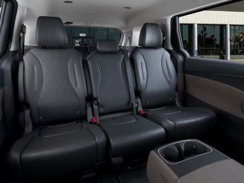 New 2026 Kia Carnival LXS image 16