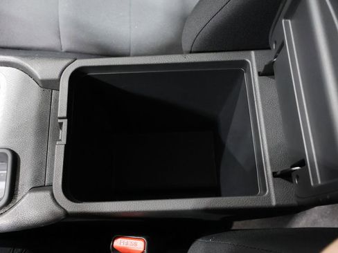 Used 2024 Nissan Sentra S image 30