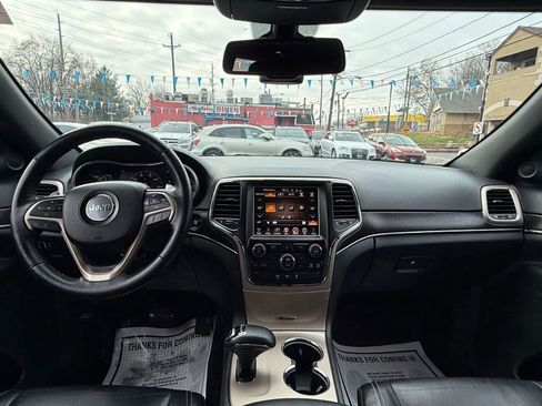 Used 2015 Jeep Grand Cherokee Limited image 39