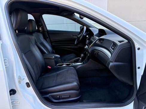 Used 2018 Acura ILX FWD image 30