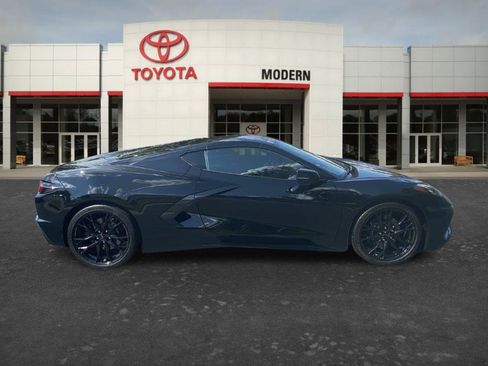 Used 2023 Chevrolet Corvette Stingray Coupe w/ 1LT RWD image 4