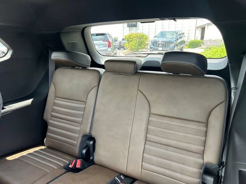 New 2026 GMC Acadia Denali Ultimate AWD/4WD image 35