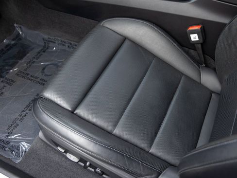 Used 2024 Porsche Macan 4 Electric image 25