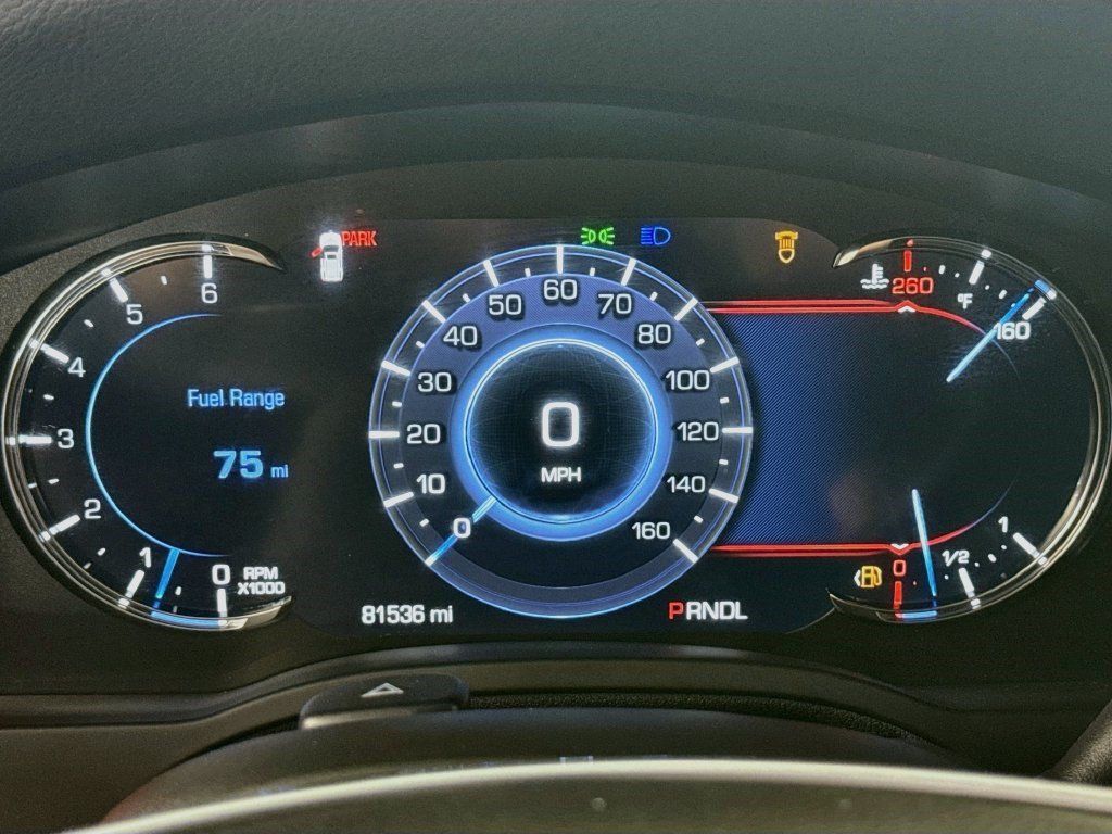 Used 2019 Cadillac Escalade Premium Luxury w/ Escalade Sport Edition RWD image 15