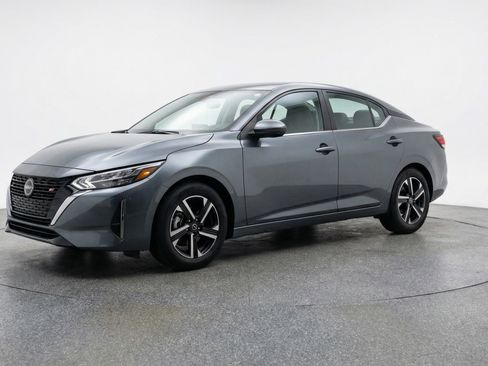 Used 2025 Nissan Sentra SV FWD image 3