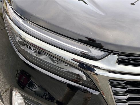 Used 2023 Chevrolet Equinox RS w/ RS Leather Package image 28