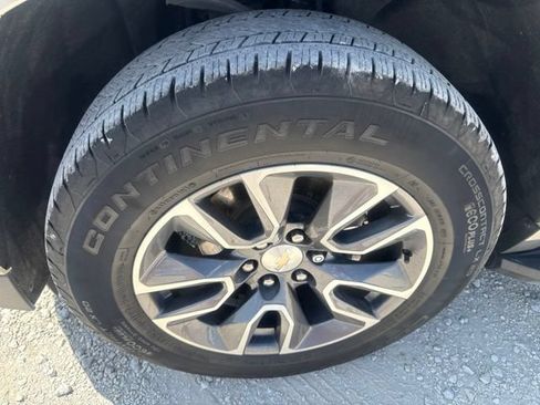 Used 2022 Chevrolet Tahoe LT w/ LT Signature Plus Package AWD/4WD image 11