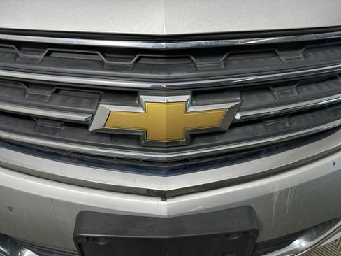Used 2015 Chevrolet Traverse LT w/ Style and Technology Package image 9