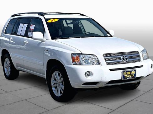 Used 2007 Toyota Highlander w/3rd Row image 2