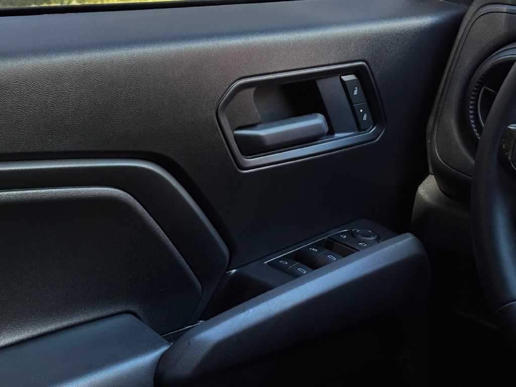 Certified 2025 Chevrolet Colorado Trail Boss AWD/4WD image 11