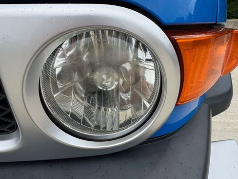 Used 2007 Toyota FJ Cruiser 4WD image 14