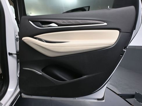 Used 2022 Buick Enclave Avenir w/ Avenir Technology Package image 49