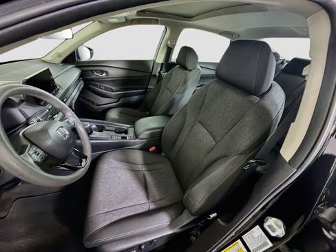 Used 2023 Honda Accord EX image 13