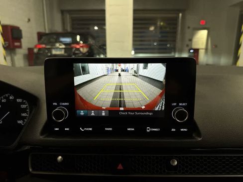 Used 2023 Honda Civic Sport image 21