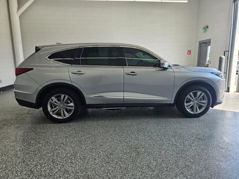 Used 2023 Acura MDX SH-AWD image 6