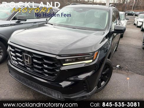 Used 2023 Honda Pilot Elite image 1