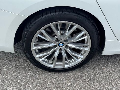 Used 2023 BMW 330i Sedan w/ Driving Assistance Package RWD image 13