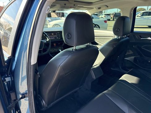 Used 2020 Volkswagen Jetta SE image 15