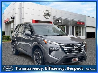 Used 2024 Nissan Rogue SV w/ SV Premium Package