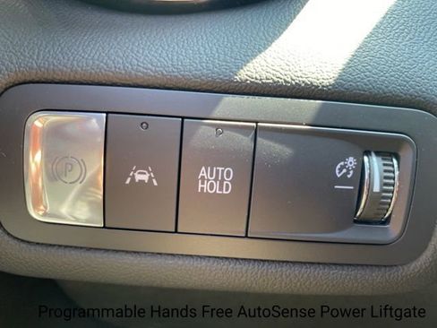 New 2025 Chevrolet Blazer EV LT image 17