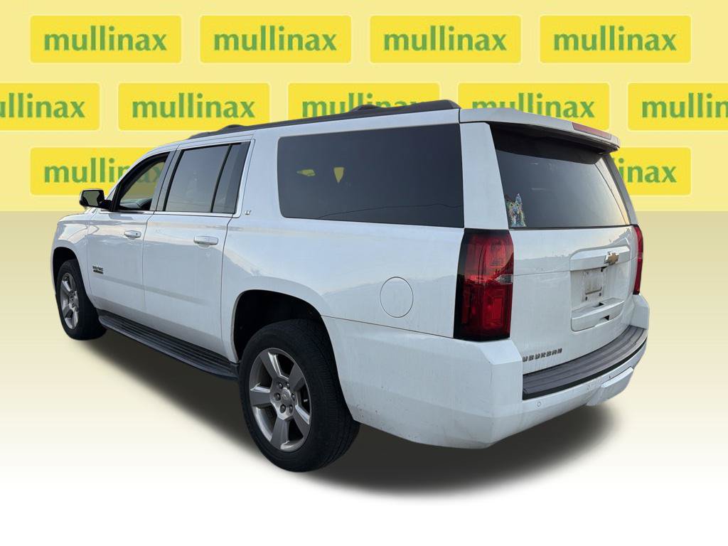 Used 2020 Chevrolet Suburban LT w/ Texas Edition Package RWD image 7