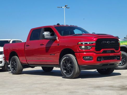 New 2026 RAM 2500 Laramie AWD/4WD image 25