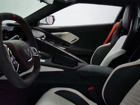 Certified 2023 Chevrolet Corvette Stingray Premium Conv w/ Z51 Performance Package RWD image 12