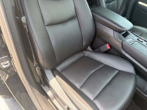 Used 2023 Cadillac XT6 Luxury FWD image 9